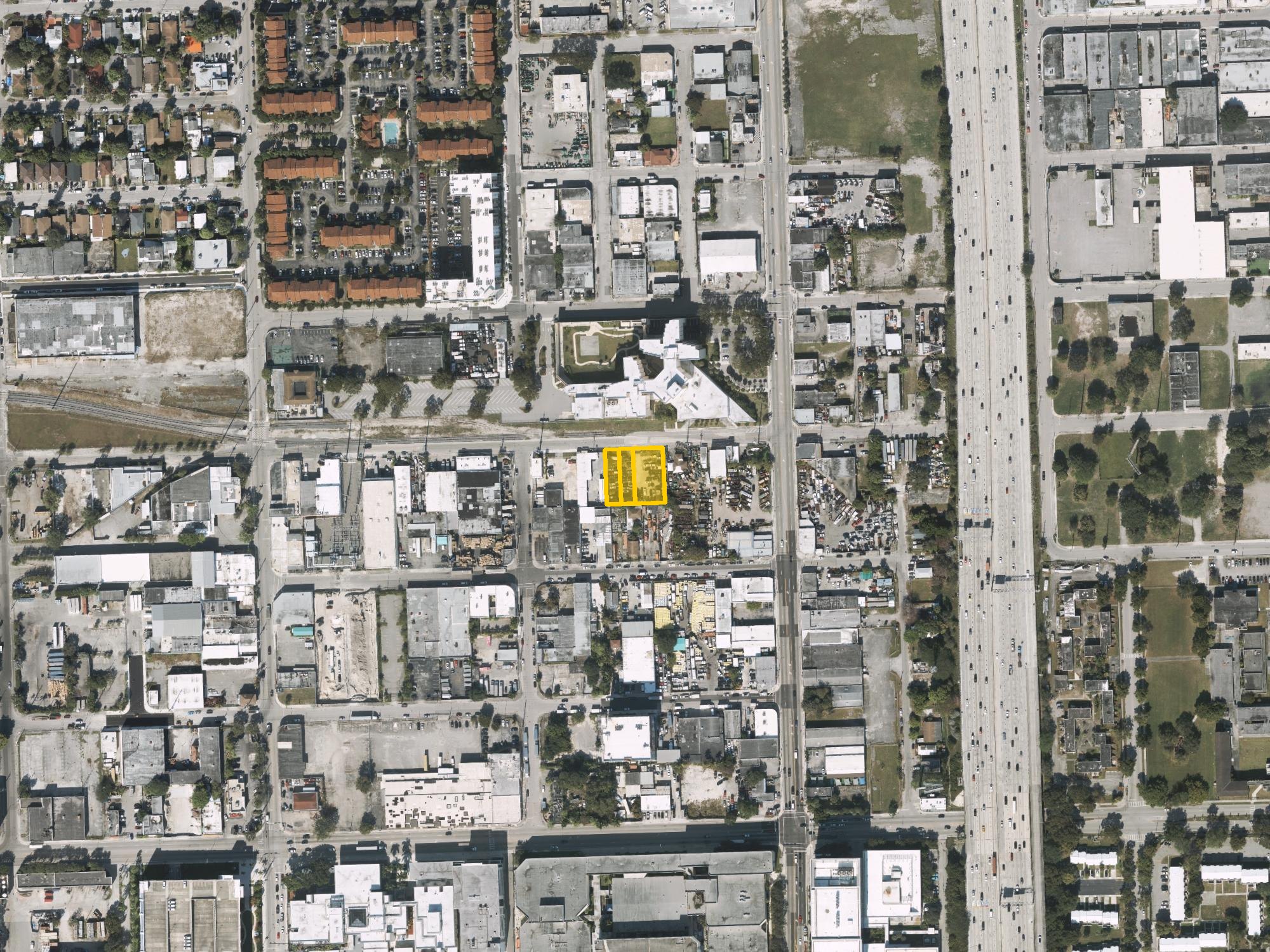 Aerial view of 750, 758 & 766 NW 22nd Street, Miami — industrial land for lease